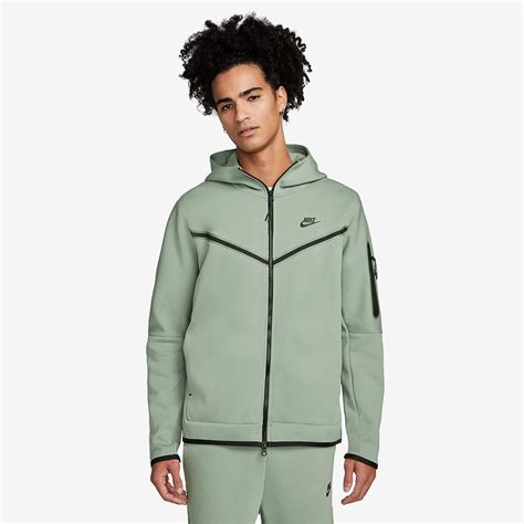 groen wit nike tech|green tech fleece.